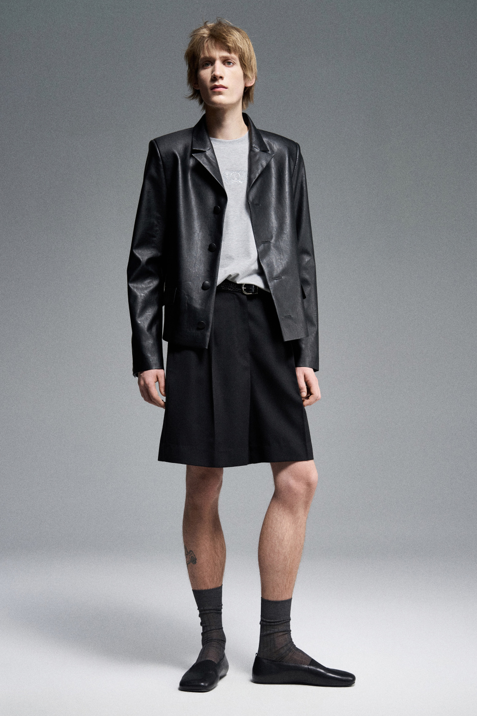 Пиджак из экокожи, фото 1