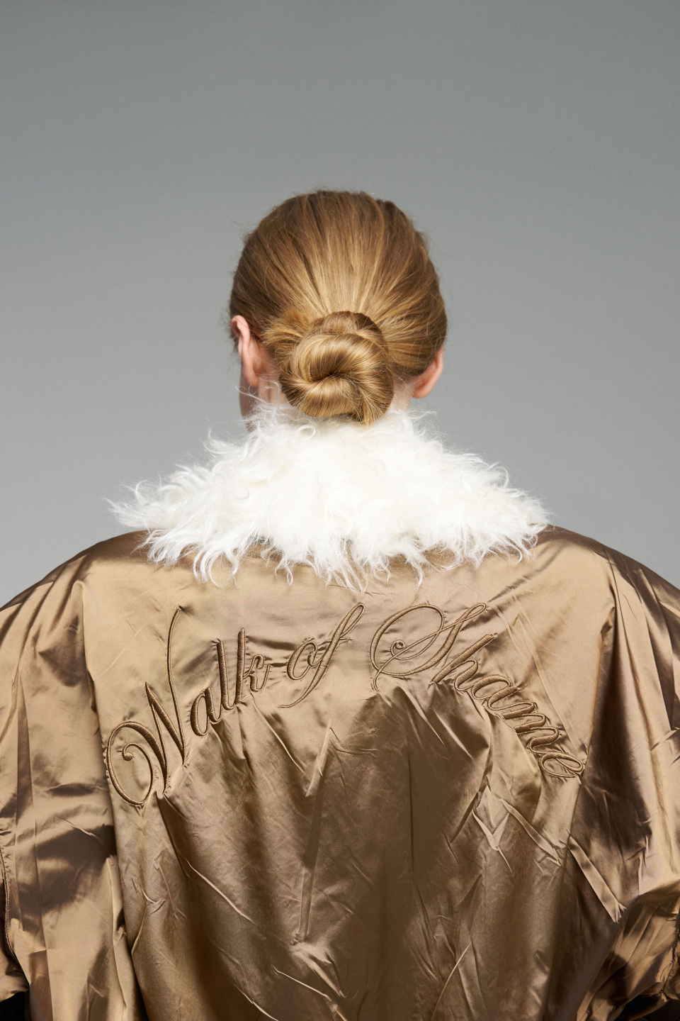 Бомбер из нейлона с вышивкой, фото 2